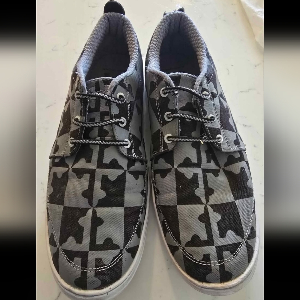 Under Armour Maryland Flag Black and Gray Patterned Sneakers